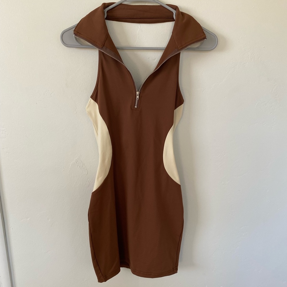 Knee deep modern brown dress size medium